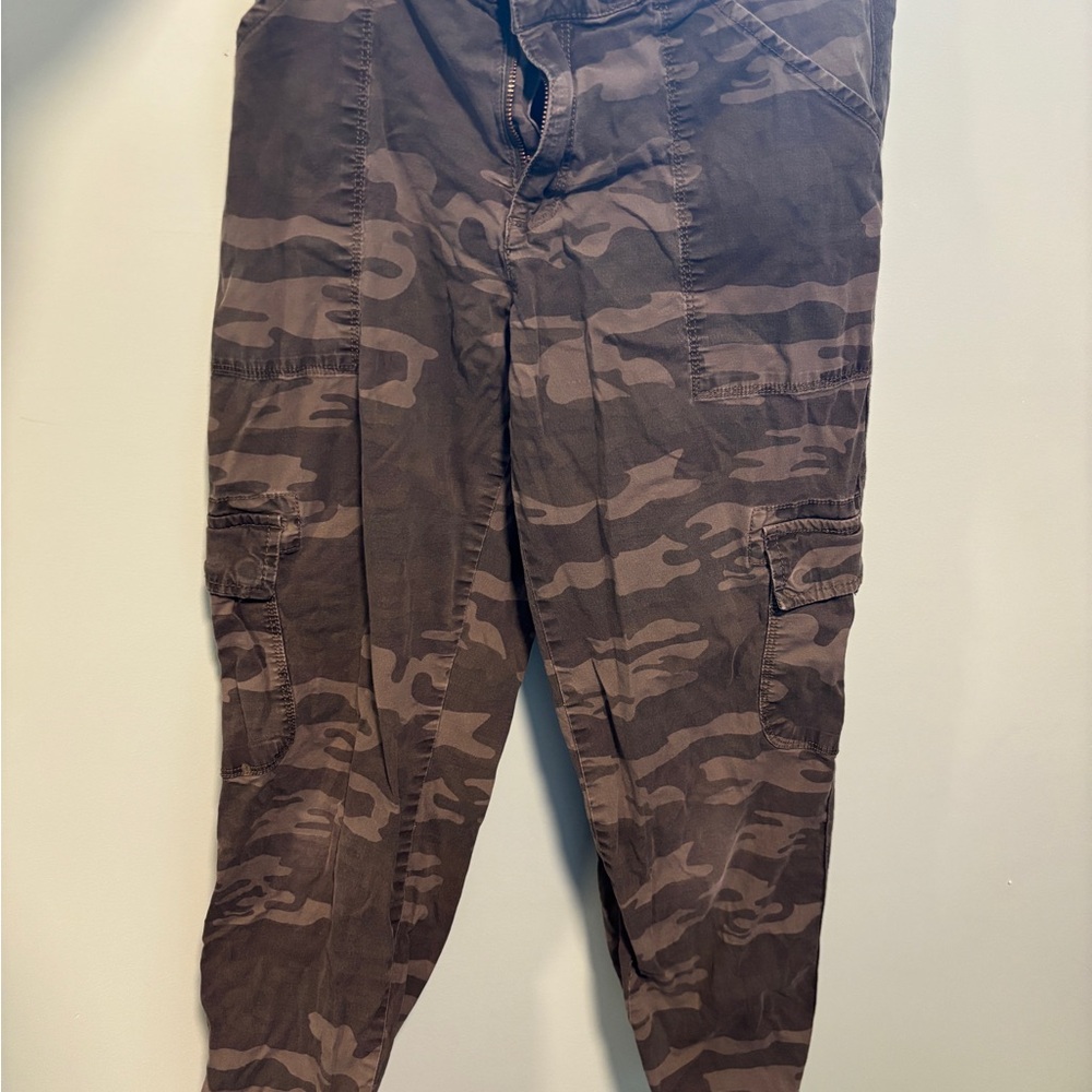 Women's Camouflage Cargo Pants